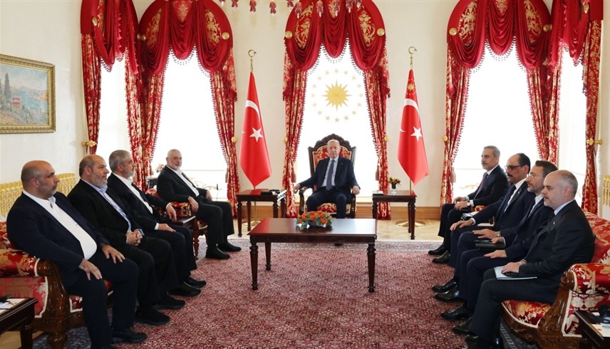 الرئيس التركي رجب طيب أردوغان يلتقي وفد من حماس برئاسة هنية (أرشيف)
