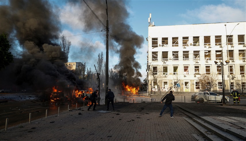اندلاع حريق في أوكرانيا بعد هجوم روسي (أرشيف)