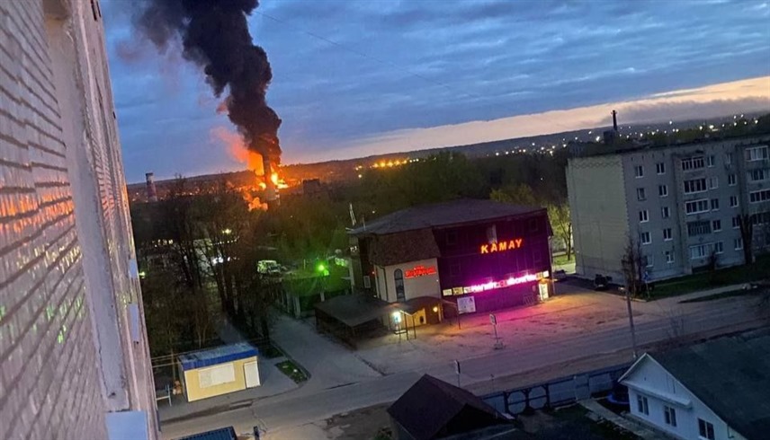 عمود دخان يتصاعد من محطة روسية للطاقة (اكس)
