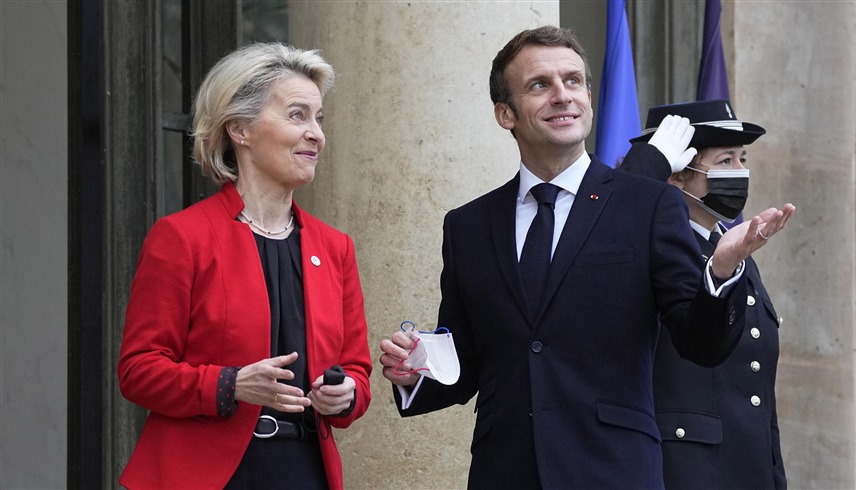 الرئيس الفرنسي إيمانويل ماكرون وأورسولا دير فون لاين (إكس)