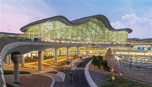 مطار زايد الدولي يوضح إجراءات مهمة للمسافرين خلال المنخفض الجوي 