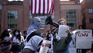 رغم الاعتقالات.. الطلاب يواصلون الاحتجاج في الجامعات الأمريكية 