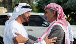رئيس الدولة يعزّي الشعب السعودي في وفاة الشاعر الأمير بدر بن عبد المحسن