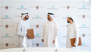ذياب بن محمد بن زايد يشهد توقيع اتفاقية لدعم مشروع قرى الإمارات