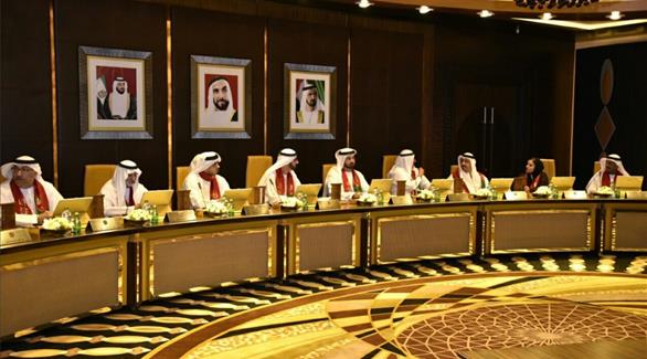 الشيخ محمد بن راشد يترأس اجتماع مجلس الوزراء بقصر الرئاسة (تويتر)