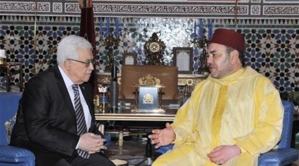 العاهل المغربي الملك محمد السادس والرئيس الفلسطيني محمود عباس (أرشيف) 