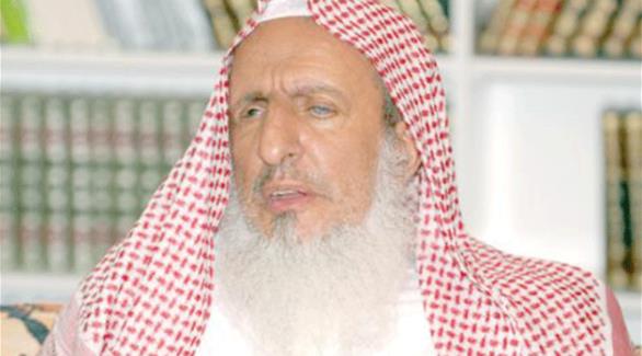 مفتي عام المملكة العربية السعودية رئيس هيئة كبار العلماء وإدارة البحوث العلمية والإفتاء الشيخ عبدالعزيز بن عبدالله آل الشيخ (أرشيف)