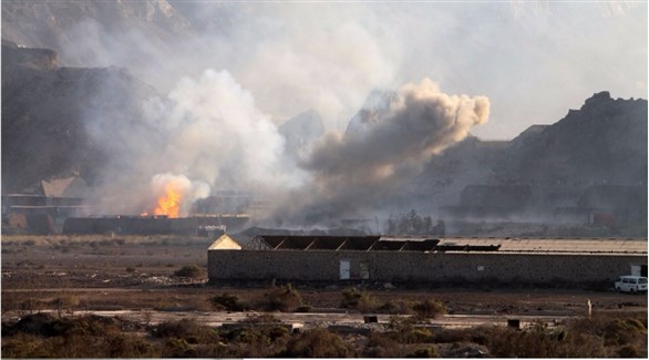 دخان يتصاعد من المعارك الدائرة في اليمن (أرشيف)