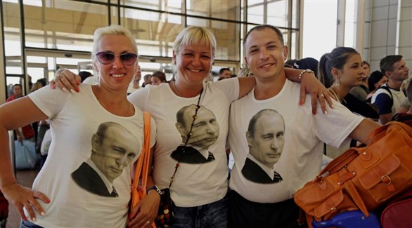 مجموعة سياح من روسيا في مطار شرم الشيخ (أرشيف / أ ب)