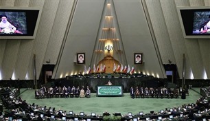 إيران.. المتشددون يحكمون قبضتهم على السلطة التشريعية