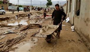 ارتفاع حصيلة ضحايا الفيضانات في أفغانستان إلى 315