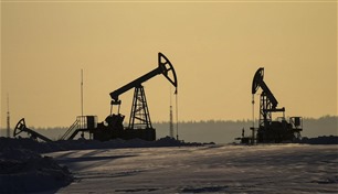 أسعار النفط تواصل تراجعها.. لهذه الأسباب