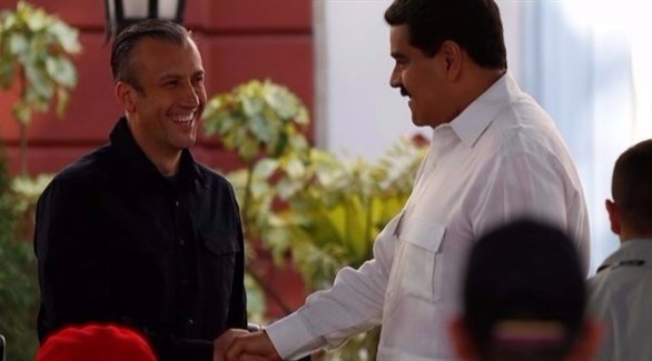 طارق العيصمي يسار الصورة والرئيس الفنزويلي نيكولاس مادورو (أرشيف)