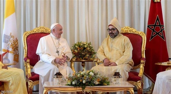العاهل المغربي لدى استقباله بابا الفاتيكان (وسائل إعلام عربية)