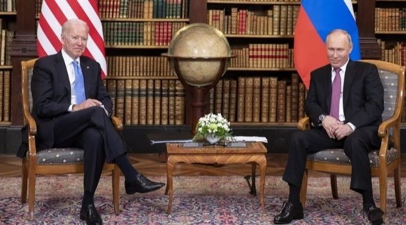 الرئيسان الروسي فلاديمير بوتين والأمريكي جو بايدن (أرشيف)