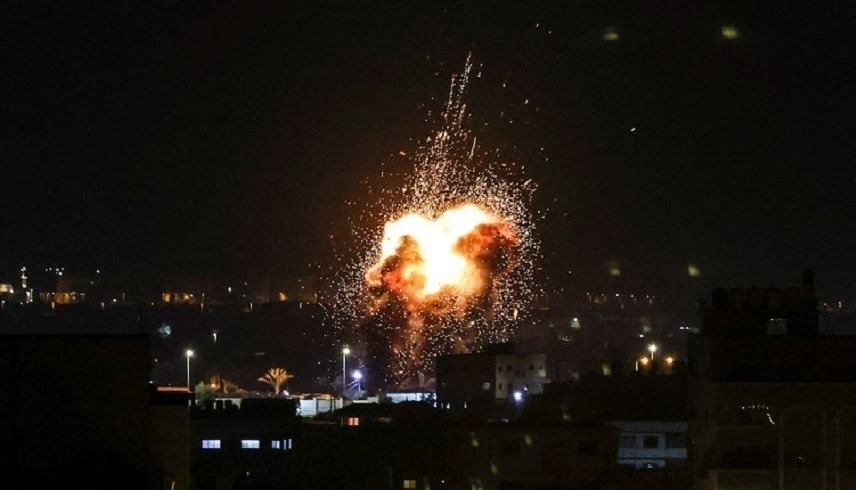 غارة إسرائيلية على قطاع غزة (أ ف ب)
