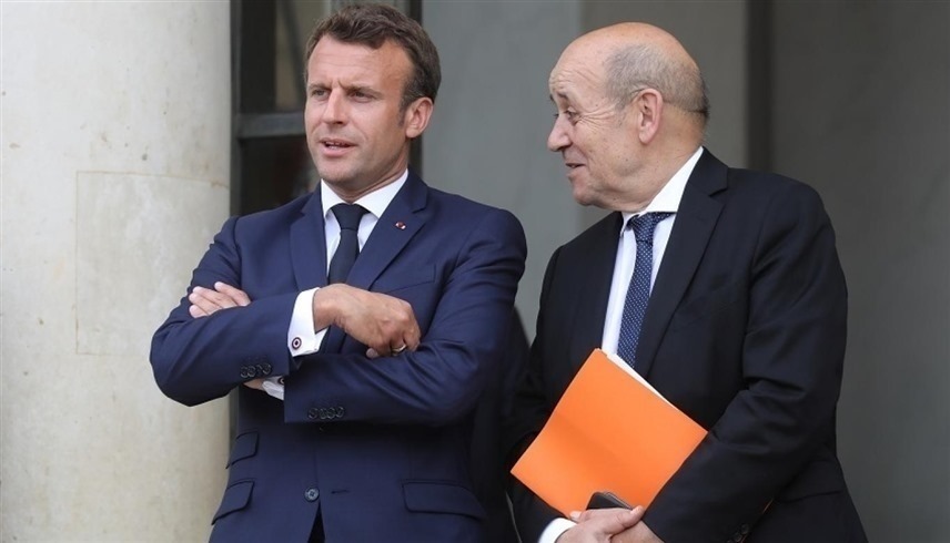 الرئيس الفرنسي إيمانويل ماكرون ومبعوثه الخاص إلى لبنان جان-إيف لودريان (أرشيف)